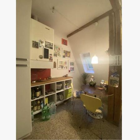 Altbauwohnung Stuttgart Ost Номер фото